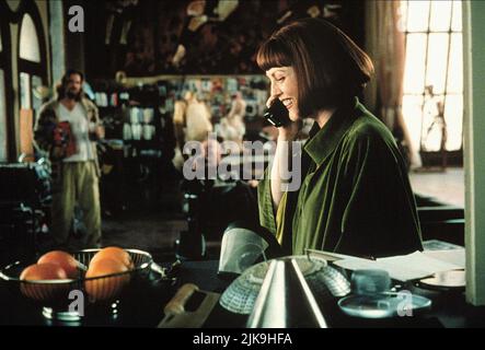 Julianne Moore Film The Big Lebowski (USA/UK 1998) personaggi: Maude Lebowski regista: Ethan Coen & Joel Coen 15 febbraio 1998 **ATTENZIONE** questa fotografia è ad uso esclusivamente editoriale ed è copyright di GRAMERCY PICTURES e/o del fotografo assegnato dalla Film o Production Company e può essere riprodotta solo da pubblicazioni in concomitanza con la promozione del suddetto Film. È richiesto un credito obbligatorio per LE FOTO GRAMERCY. Il fotografo deve essere accreditato anche se conosciuto. Nessun uso commerciale può essere concesso senza l'autorizzazione scritta di The Film Company. Foto Stock