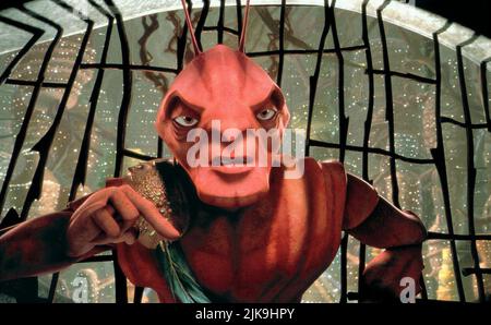 General Mandible Film: Antz (1998) personaggi: General Mandible Director: Eric Darnell & Tim Johnson 19 Settembre 1998 **AVVISO** questa fotografia è solo per uso editoriale ed è copyright di DREAMWORKS e/o del fotografo assegnato dalla Film o dalla Production Company e può essere riprodotta solo da pubblicazioni in concomitanza con la promozione del suddetto Film. È richiesto un credito obbligatorio per DREAMWORKS. Il fotografo deve essere accreditato anche quando è noto. Nessun uso commerciale può essere concesso senza l'autorizzazione scritta della Film Company. Foto Stock