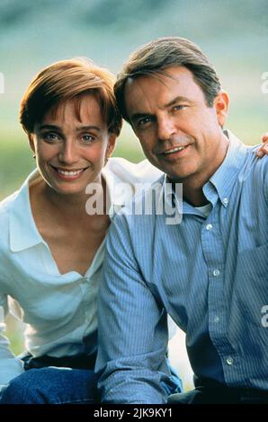 Kristin Scott Thomas, Sam Neill Film: The Horse Whisperer (USA 1998) personaggi: Annie MacLean, Robert MacLean regista: Robert Redford 15 maggio 1998 **AVVISO** questa fotografia è solo per uso editoriale ed è il copyright delle IMMAGINI TOUCHSTONE e/o del fotografo assegnato dalla Film o dalla Production Company e può essere riprodotta solo da pubblicazioni in concomitanza con la promozione del suddetto Film. È richiesto un credito obbligatorio per LE IMMAGINI TOUCHSTONE. Il fotografo deve essere accreditato anche quando è noto. Nessun uso commerciale può essere concesso senza l'autorizzazione scritta della Film Company. Foto Stock