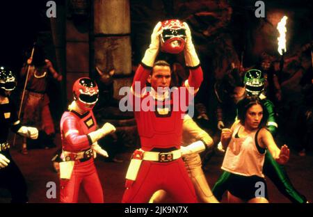 Jason David Frank & Amy Jo Johnson Film: Turbo: A Power Rangers Movie (USA/JP 1997) personaggi: Tommy Oliver, Kimberly Hart regista: Shuki Levy & David Winning 28 marzo 1997 **AVVISO** questa fotografia è solo per uso editoriale ed è il copyright di 20th CENTURY FOX e/o il fotografo assegnato dalla Film o dalla Production Company e può essere riprodotto solo da pubblicazioni in concomitanza con la promozione del suddetto Film. È richiesto un credito obbligatorio per 20th CENTURY FOX. Il fotografo deve essere accreditato anche quando è noto. Nessun uso commerciale può essere concesso senza autorizzazione scritta f Foto Stock