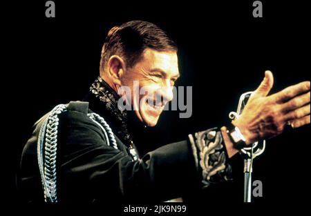 Ian McKellen Film: Richard III (UK/USA 1995) personaggi: RICHARD III regista: Richard Loncraine 20 Agosto 1995 **ATTENZIONE** questa foto è solo per uso editoriale ed è il copyright di ARTISTI UNITI e/o il fotografo assegnato dalla Film or Production Company e può essere riprodotto solo da pubblicazioni in concomitanza con la promozione del suddetto Film. È richiesto un credito obbligatorio per GLI ARTISTI UNITI. Il fotografo deve essere accreditato anche quando è noto. Nessun uso commerciale può essere concesso senza l'autorizzazione scritta della Film Company. Foto Stock