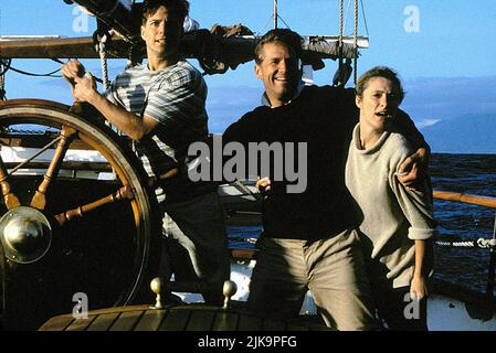 Scott Wolf, Jeff Bridges, Caroline Goodall Film: White Squall (1996) personaggi: Charles 'Chuck' Gieg, Capitano Christopher 'Squartatore' Sheldon, Dr. Alice Sheldon Direttore: Ridley Scott 02 Febbraio 1996 **ATTENZIONE** questa fotografia è ad uso esclusivamente editoriale ed è copyright DI SCOTT FREE e/o del fotografo assegnato dalla Film o dalla Production Company e può essere riprodotta solo da pubblicazioni in concomitanza con la promozione del suddetto Film. È richiesto un credito obbligatorio per SCOTT GRATUITO. Il fotografo deve essere accreditato anche quando è noto. Nessun uso commerciale può essere concesso senza scritto Foto Stock