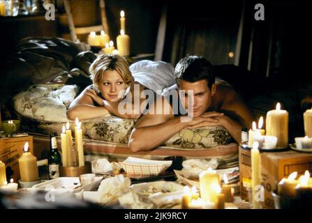 Drew Barrymore, Chris o'Donnell Film: MAD Love (1995) personaggi: Casey Roberts, Matt Leland regista: Antonia Bird 26 maggio 1995 **ATTENZIONE** questa foto è solo per uso editoriale ed è copyright di TOUCHSTONE e/o del fotografo assegnato dalla Film o dalla Società di produzione e può essere riprodotta solo da pubblicazioni in concomitanza con la promozione del suddetto Film. È richiesto un credito obbligatorio per TOUCHSTONE. Il fotografo deve essere accreditato anche quando è noto. Nessun uso commerciale può essere concesso senza l'autorizzazione scritta della Film Company. Foto Stock