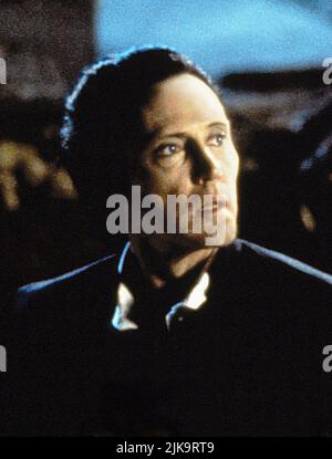 Christopher Walken Film: L'Esercito di Dio; la Profezia (USA 1995) personaggi: Gabriel regista: Gregory Widen 10 marzo 1995 **ATTENZIONE** questa foto è solo per uso editoriale ed è il copyright di FIRST LOOK INTERNATIONAL e/o del fotografo assegnato dalla Film o dalla Società di produzione e può essere riprodotto solo da pubblicazioni in concomitanza con la promozione del suddetto Film. È richiesto un credito obbligatorio per IL PRIMO LOOK INTERNAZIONALE. Il fotografo deve essere accreditato anche quando è noto. Nessun uso commerciale può essere concesso senza l'autorizzazione scritta della Film Company. Foto Stock