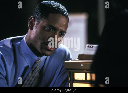 Blair Underwood Film Set IT Off (1995) personaggi: Keith Weston regista: F. Gary Gray 06 November 1996 **WARNING** questa fotografia è solo per uso editoriale ed è copyright di NEW LINE CINEMA e/o il fotografo assegnato dalla Film o Production Company e può essere riprodotta solo da pubblicazioni in concomitanza con la promozione del suddetto Film. È richiesto un credito obbligatorio per il CINEMA NEW LINE. Il fotografo deve essere accreditato anche se conosciuto. Nessun uso commerciale può essere concesso senza l'autorizzazione scritta di The Film Company. Foto Stock