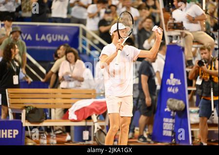 Umago, Croazia. 31st luglio 2022. Jannik Sinner (IT) durante ATP Croazia Open Umago - Alcaraz vs Sinner, Tennis Internationals in Umago, Croazia, Luglio 31 2022 Credit: Independent Photo Agency/Alamy Live News Foto Stock