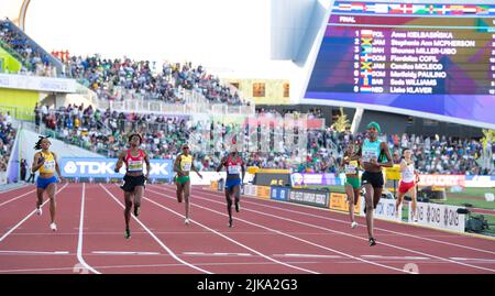 Shaunae Miller-Uibo (BAH) in gara nella finale femminile del 400m il giorno otto al World Athletics Championships, Hayward Field, Eugene, Oregon USA Foto Stock