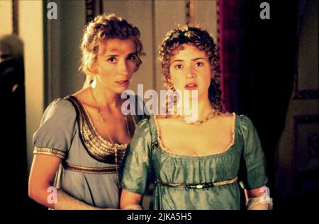 Emma Thompson & Kate Winslet Film: Sense and Sensibility (USA/UK 1995) personaggi: Elinor Dashwood & Marianne Dashwood regista: Ang Lee 13 Dicembre 1995 **ATTENZIONE** questa foto è solo per uso editoriale ed è il copyright di COLUMBIA e/o del fotografo assegnato dalla Film o dalla Production Company e può essere riprodotto solo da pubblicazioni in concomitanza con la promozione del suddetto Film. È richiesto un credito obbligatorio per COLUMBIA. Il fotografo deve essere accreditato anche quando è noto. Nessun uso commerciale può essere concesso senza l'autorizzazione scritta della Film Company. Foto Stock