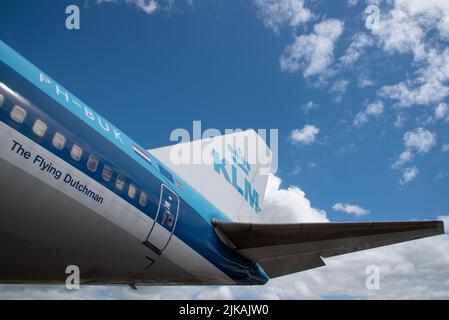 Lelystad, Paesi Bassi. Luglio 2022. Primo piano della sezione di coda di un aeromobile. Foto di alta qualità Foto Stock