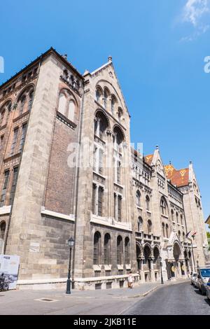 Archivio Nazionale di Ungheria edificio, Bécsi kapu ter, quartiere castello, Buda Budapest, Ungheria Foto Stock