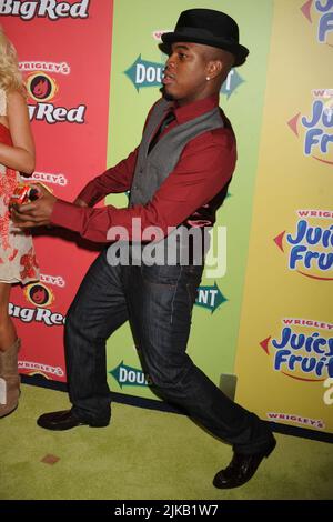 NEW YORK - LUGLIO 29: Chris Brown, ne-Yo partecipa a un concerto privato per il debutto dei celebri Wrigley's Gum Jingles al Nokia Theatre Times Square il 29 luglio 2008 a New York City People: Chris Brown, NE-Yo Foto Stock