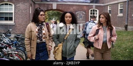 WHITNEY PEAK, BELISSA ESCOBEDO e LILIA BUCKINGHAM in HOCUS POCUS 2 (2022), diretto da ANNE FLETCHER. Credit: WALT DISNEY PICTURES / Album Foto Stock