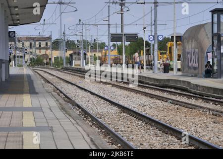 Stazione ferroviaria di Treviglio lungo il tratto Milano-Venezia Foto Stock