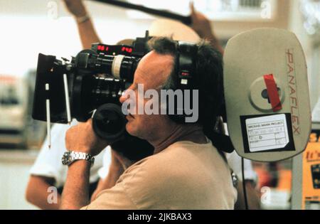 Michael Mann Film The Insider (USA 1999) regista: Michael Mann 28 ottobre 1999 **ATTENZIONE** questa fotografia è solo per uso editoriale ed è copyright di TOUCHSTONE e/o del fotografo assegnato dalla Film o Production Company e può essere riprodotta solo da pubblicazioni in concomitanza con la promozione del suddetto Film. È richiesto un credito obbligatorio a TOUCHSTONE. Il fotografo deve essere accreditato anche se conosciuto. Nessun uso commerciale può essere concesso senza l'autorizzazione scritta di The Film Company. Foto Stock