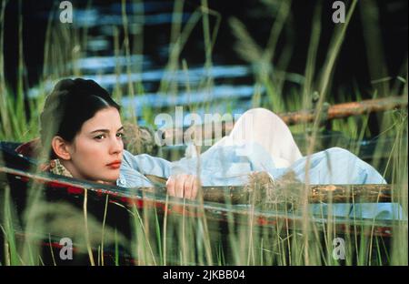 Liv Tyler Film: Onegin (1999) personaggi: Tatyana regista: Martha Fiennes 18 Settembre 1999 **AVVISO** questa foto è solo per uso editoriale ed è il copyright di 7 ARTS INTERNATIONAL e/o il fotografo assegnato dalla Film o dalla Società di produzione e può essere riprodotto solo da pubblicazioni in concomitanza con la promozione del suddetto Film. È richiesto un credito obbligatorio a 7 ARTS INTERNATIONAL. Il fotografo deve essere accreditato anche quando è noto. Nessun uso commerciale può essere concesso senza l'autorizzazione scritta della Film Company. Foto Stock