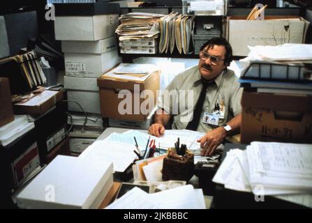 Stephen Root Film Office Space (1999) personaggi: Milton Waddams regista: Mike Judge 19 febbraio 1999 **ATTENZIONE** questa fotografia è solo per uso editoriale ed è copyright della 20 CENTURY FOX e/o del fotografo assegnato dalla Film o Production Company e può essere riprodotta solo da pubblicazioni in concomitanza con la promozione del suddetto Film. È richiesto un credito obbligatorio a 20 CENTURY FOX. Il fotografo deve essere accreditato anche se conosciuto. Nessun uso commerciale può essere concesso senza l'autorizzazione scritta di The Film Company. Foto Stock