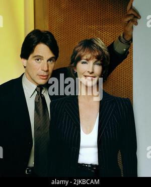 Tony Danza & Kathleen Quinlan televisione: Legge di famiglia (1999) personaggi: Joe Celano & Lynn Holt titolo del programma deve essere accreditato regista: Vivienne Radkoff 20 settembre 1999 **WARNING** questa fotografia è solo per uso editoriale ed è copyright della CBS e/o del fotografo assegnato dalla Film o Production Company e può essere riprodotta solo da pubblicazioni in concomitanza con la promozione del suddetto film. È richiesto un credito obbligatorio alla CBS. Il fotografo deve essere accreditato anche se conosciuto. Nessun uso commerciale può essere concesso senza l'autorizzazione scritta di The Film Company. Foto Stock