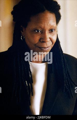 Whoopi Goldberg Film: The Deep End of the Ocean (1999) personaggi: Candy Bliss regista: Ulu Gorbard 12 marzo 1999 **AVVISO** questa fotografia è solo per uso editoriale ed è copyright DI COLUMBIA e/o del fotografo assegnato dalla Film o dalla Production Company e può essere riprodotta solo da pubblicazioni in concomitanza con la promozione del suddetto Film. È richiesto un credito obbligatorio per COLUMBIA. Il fotografo deve essere accreditato anche quando è noto. Nessun uso commerciale può essere concesso senza l'autorizzazione scritta della Film Company. Foto Stock