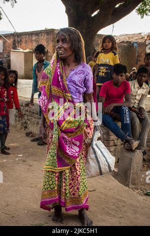 Bihar ha multidimensionalmente scarso. Undici distretti Bihar hanno povertà Kishanganj, Araria, Kaimur, Madepura, Purba Champaran e Supaul Foto Stock