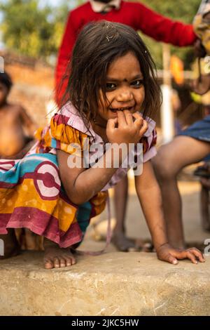 Bihar ha multidimensionalmente scarso. Undici distretti Bihar hanno povertà Kishanganj, Araria, Kaimur, Madepura, Purba Champaran e Supaul Foto Stock