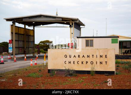 Punto di controllo della quarantena tra le frontiere dello Stato Foto Stock
