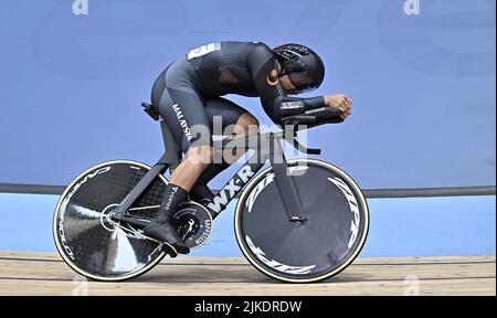 Stratford, Regno Unito. 01st ago 2022. Commonwealth Games Track Ciclismo. Velodromo Olimpico. Stratford. Fadhil Zonis (MAS) durante il Time Trial Mens 1000m. Credit: Sport in immagini/Alamy Live News Foto Stock