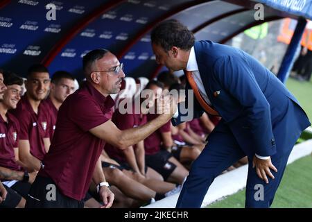 Foto Alessandro Garofalo/LaPresse30 Luglio 2022 Salerno, Italia - US Salernitana vs Adana Demirspor - amichevole gestive prima trofeo Angelo Iervolino. Stadio Arechi. Nella foto: Franck Ribery (US Salernitana 1919); Danilo Iervolino Presidente (US Salernitana 1919); 30 luglio 2022 Salerno, Italia - US Salernitana vs Adana Demirspor, calcio sportivo, partita estiva amichevole primo trofeo Angelo Iervolino stadio Arechi. Nella foto: Franck Ribery (US Salernitana 1919); Danilo Iervolino Presidente di (US Salernitana 1919); Foto Stock
