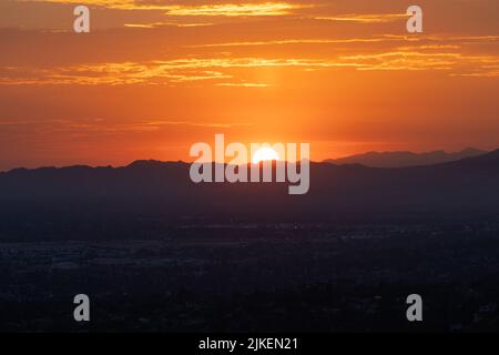 Sunset over Burbank California Foto Stock