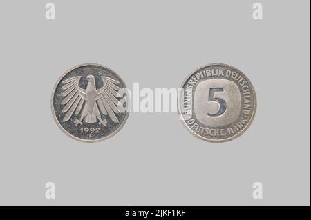 1992 moneta tedesca 5 Deutschemark, anteriore e posteriore Foto Stock