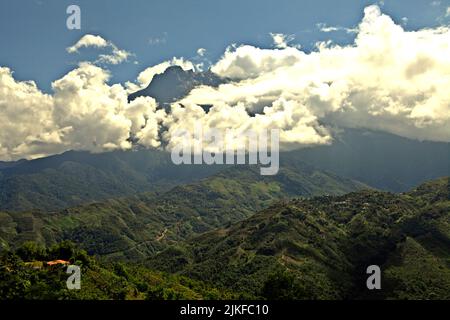 Il Monte Kinabalu a Sabah, Malesia. Foto Stock