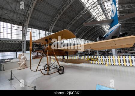 Bruxelles, Belgio - 17 luglio 2018: Il triplan della Battaglia nel Museo reale delle forze armate e della storia militare Foto Stock