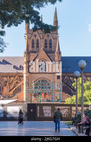 A causa della fine del 2022, l'Archibald Memorial Fountain nell'Hyde Park di Sydney è in fase di ristrutturazione, tra cui lavori idraulici, elettrici e strutturali Foto Stock