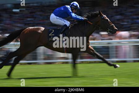 Royal Ascot, Berks UK.14th giugno 2022. Baeed & Jim Crowley Easy vincitori della regina Anna Stakes. ©George Selwyn 07967 030722 email: george@georgeselwyn. Foto Stock