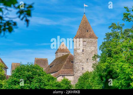 Rapperswil castello come visto dal Parco. Foto scattata nel 14.06.2022 a Rapperswil-Jona, Cantone di San Gallo, Svizzera. Foto Stock