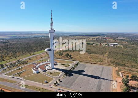 Una bella vista della Torre della TV digitale situato vicino alla città di Brasilia, Brasile Foto Stock