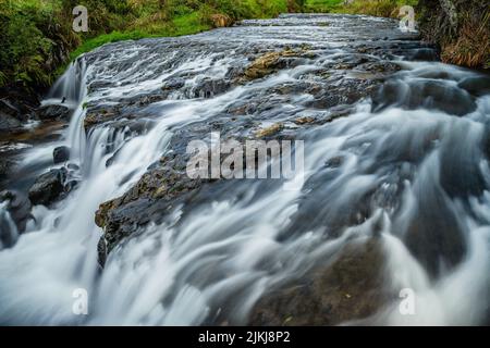 Una bella vista delle Cascate di Owharoa, Nuova Zelanda Foto Stock