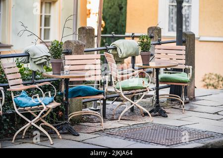 Strade della città vecchia di Passau. Vecchia casa con biciclette e vicoli. Foto Stock