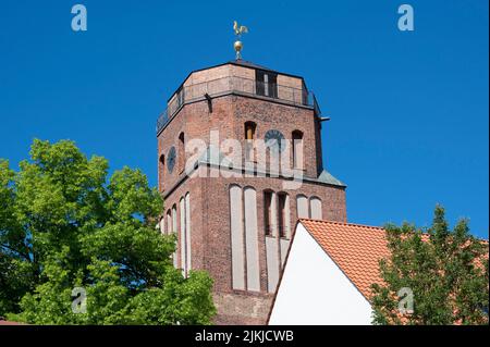 Germania, Meclemburgo-Pomerania occidentale, Mar Baltico, Baia di Pomerania, Isola di Usedom, Wolgast si trova a ovest di Usedom Island, una piccola parte si trova sull'isola, Wolgast City, Chiesa di San Pietro Foto Stock