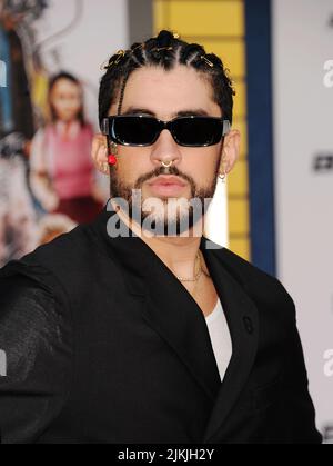 LOS ANGELES, CA - 01 AGOSTO: Bad Bunny (Benito Martinez Casio) partecipa alla prima di Los Angeles del "Bullet Train" di Sony Pictures al Regency Village Theatre il 01 agosto 2022 a Los Angeles, California. Credit: Jeffrey Mayer/JTMPhotos / MediaPunch Foto Stock