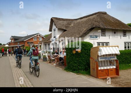 Frisian Cafe a Nebel, Nebel, Amrum, Frisia del Nord, Mare del Nord, Isole Frisone del Nord, Parco Nazionale del Mare di Wadden, Parco Nazionale del Mare di Schleswig-Holstein, Schleswig-Holstein, Germania Foto Stock