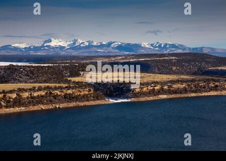 Il lago artificiale McPhee si trova sotto le rovine di Escalante vicino alla regione Four Corners del Colorado Foto Stock