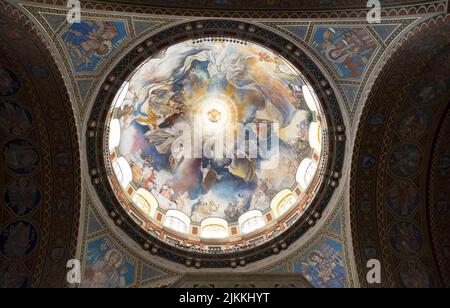 La Chiesa Votiva e la Cattedrale di nostra Signora d'Ungheria Foto Stock