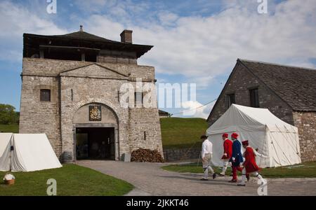 Vestito con abiti d'epoca. Old Fort Niagara state Park, New York Foto Stock