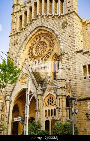 La chiesa di Sant Bartomeu a Soller di Maiorca, Spagna Foto Stock