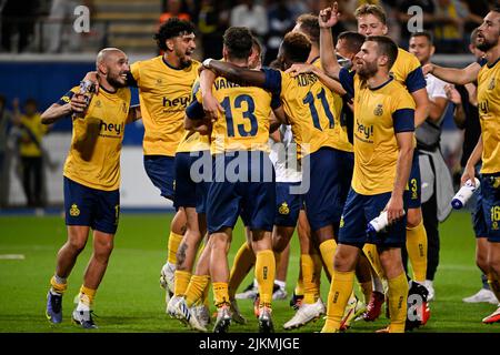 Heverlee, Belgio. 02nd ago 2022. I giocatori di Union festeggiano dopo aver vinto una partita tra la squadra di calcio belga Royale Union Saint-Gilloise e lo Scottish Rangers FC, martedì 02 agosto 2022 a Heverlee, la prima tappa del terzo turno di qualificazione della UEFA Champions League. BELGA PHOTO LAURIE DIEFFEMBACQ Credit: Belga News Agency/Alamy Live News Foto Stock