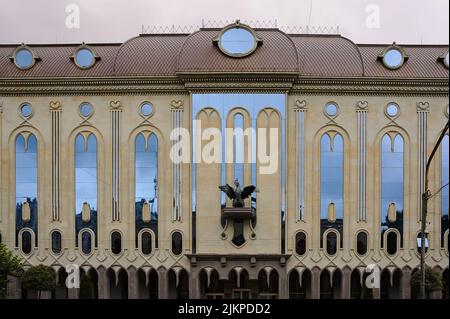 Antico museo ornato nel centro di Tbilisi Georgia Foto Stock