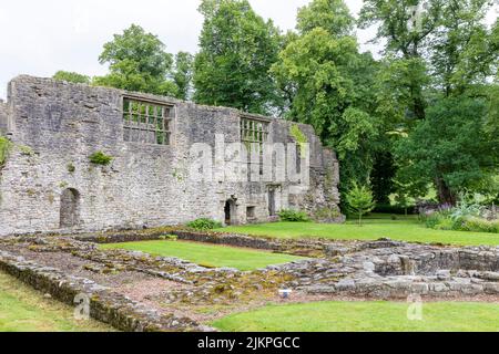 Le rovine e i terreni dell'abbazia di Whalley Foto Stock