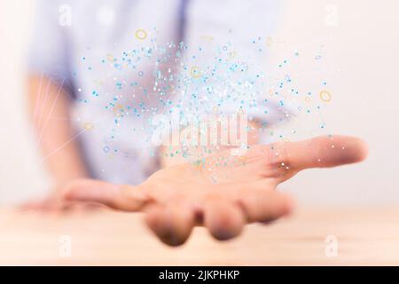 Tecnologia cloud. L'arte a reticolo poligonale assomiglia a una costellazione Foto Stock