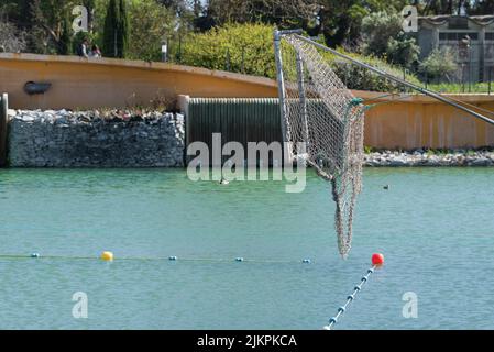 Una rete di calcio d'acqua al Jamor Game and Recreation Space di Lisbona Foto Stock