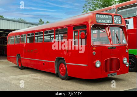 S17 autobus a piano singolo presso il museo dei trasporti Wythall Foto Stock